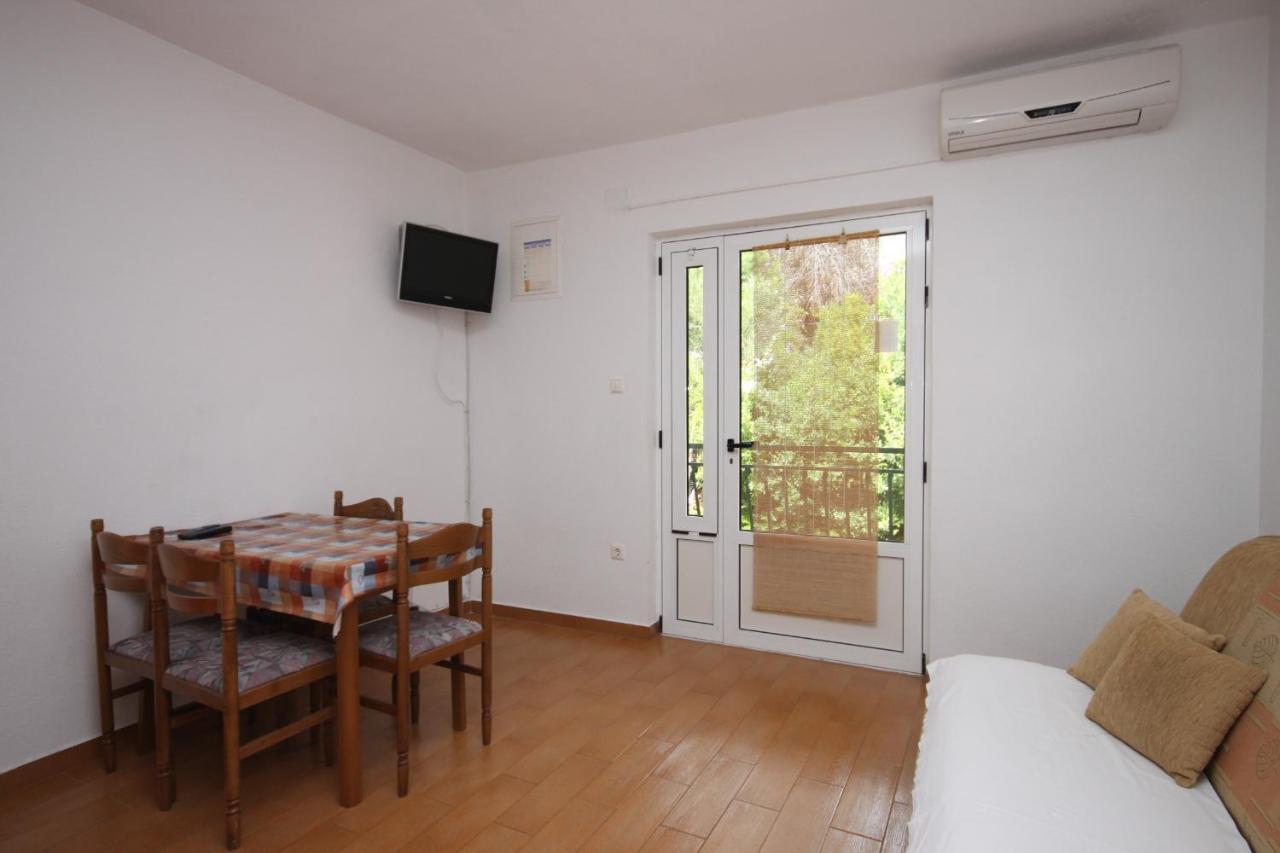 Apartments With A Parking Space Zivogosce - Porat, Makarska - 6700 イグラネ エクステリア 写真