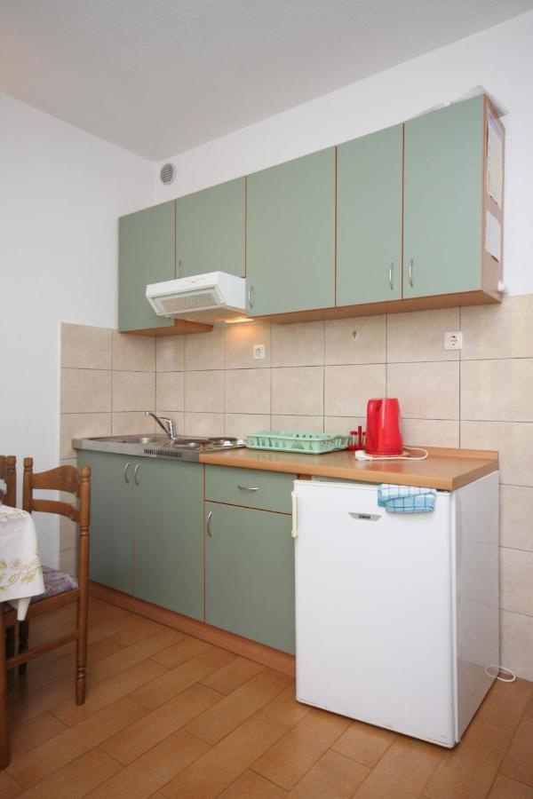 Apartments With A Parking Space Zivogosce - Porat, Makarska - 6700 イグラネ エクステリア 写真