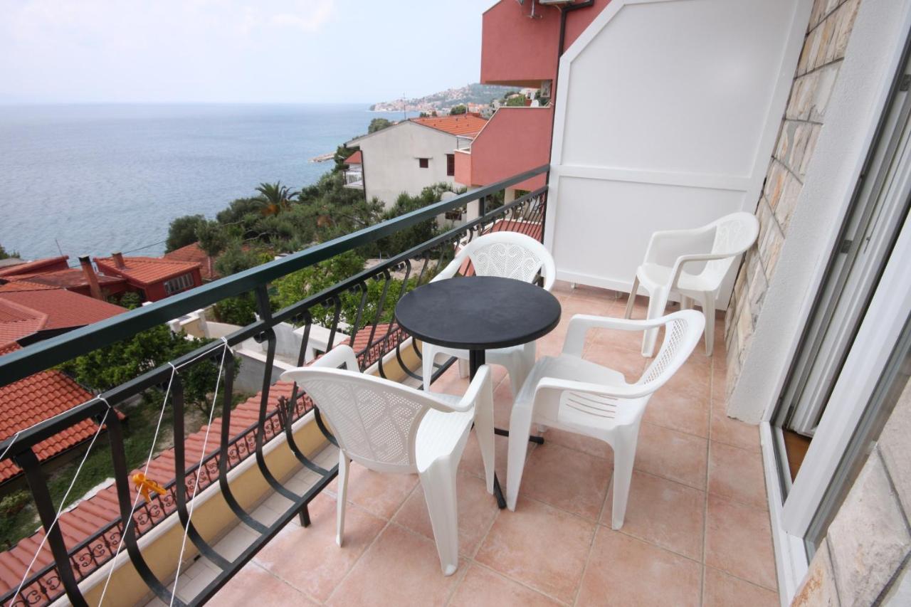 Apartments With A Parking Space Zivogosce - Porat, Makarska - 6700 イグラネ エクステリア 写真