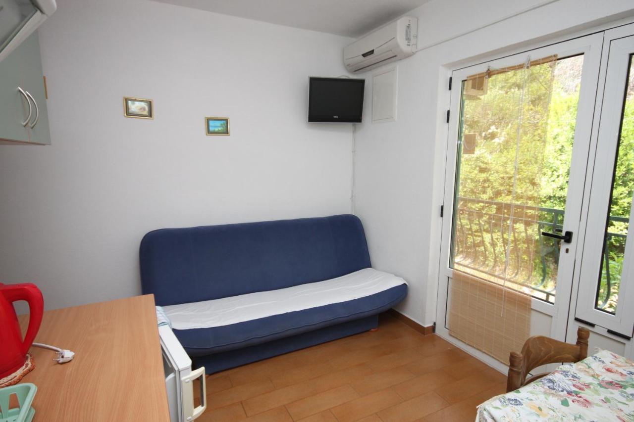 Apartments With A Parking Space Zivogosce - Porat, Makarska - 6700 イグラネ エクステリア 写真